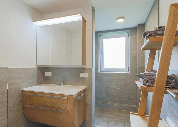 Celine 3 ברמברג אם ווילדקוגל